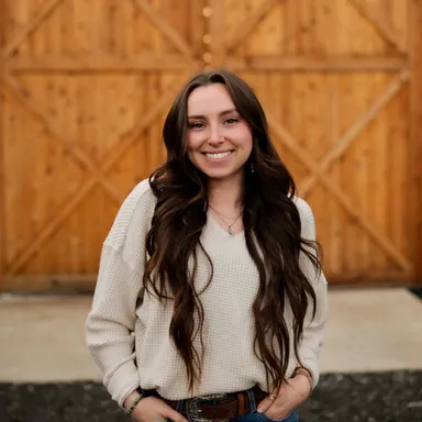 Maddy Lochner, Licensed Massage Therapist in Sandy, Oregon